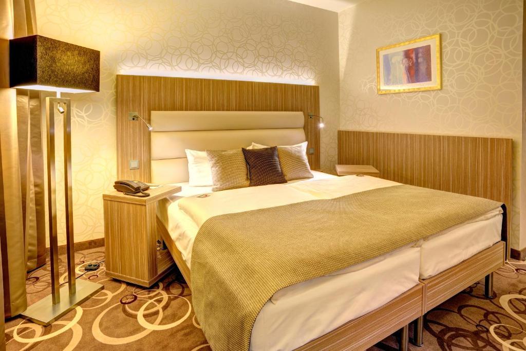 Nordwest-Hotel Bad Zwischenahn Bilik gambar